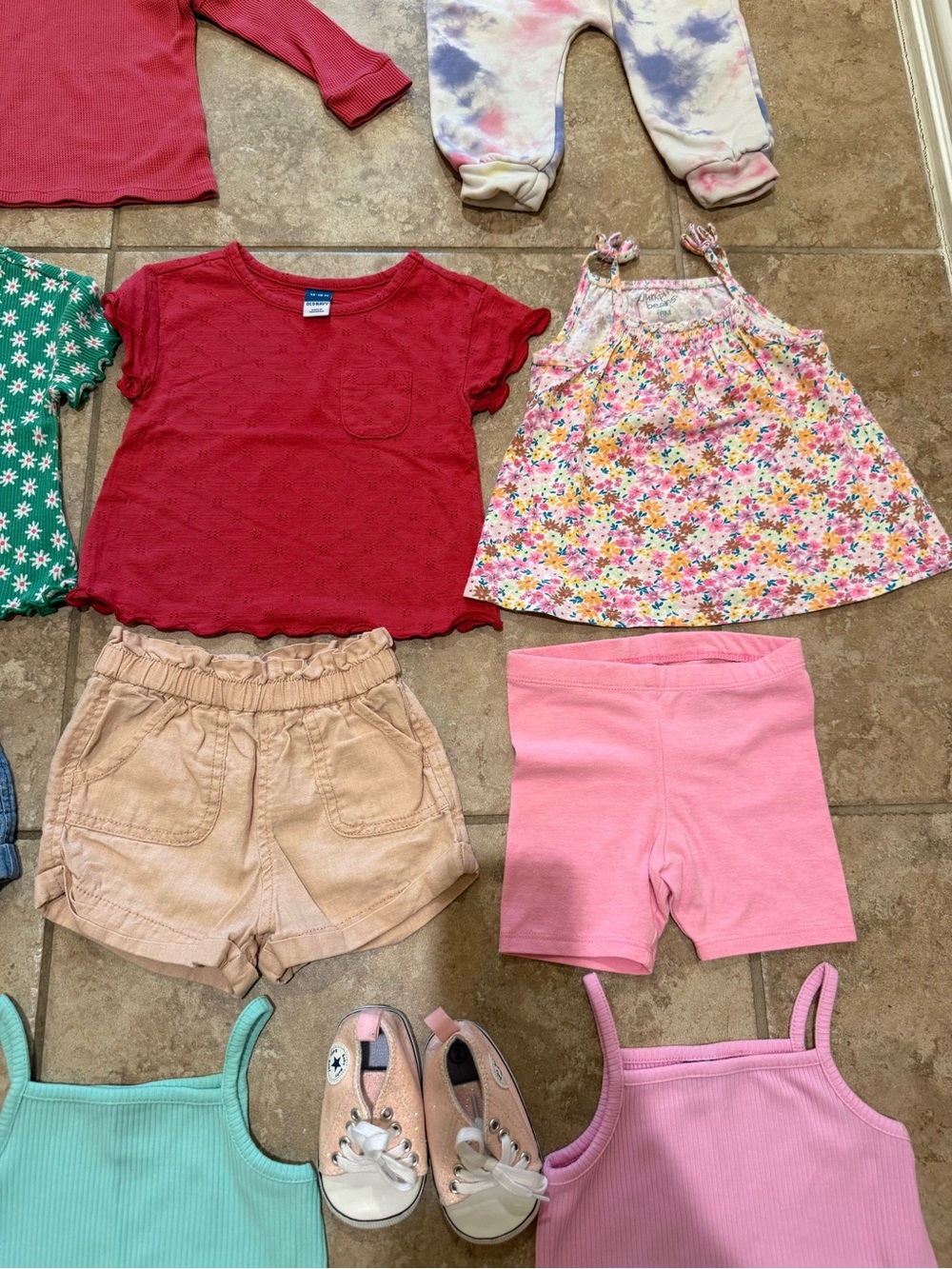 18 Month Girls Summer Clothes & Swim Bundle (Carters Old Navy Rufflebutts GAP) - Picture 5 of 9